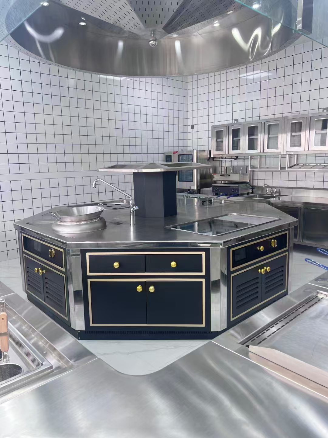Custom Cooking Suites